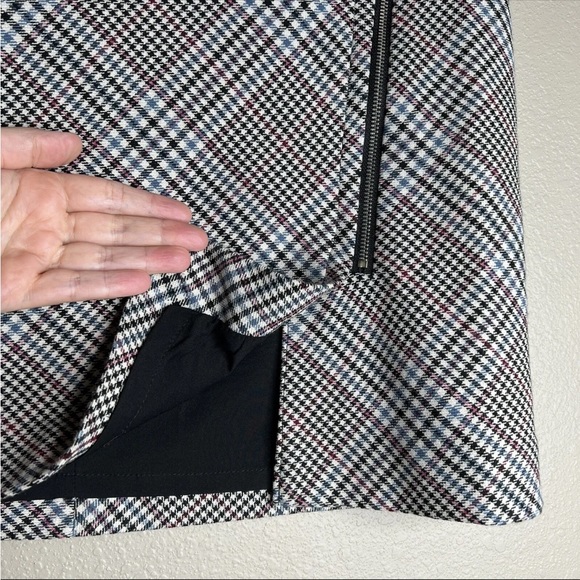 White House Black Market Ivory Houndstooth Plaid Asymmetrical Zip-Front - Picture 7 of 8